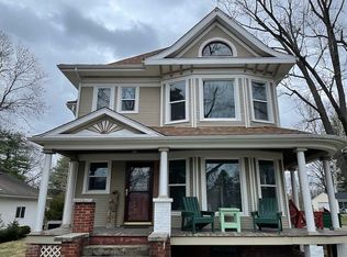 211 E Hargrave St, Athens, IL 62613