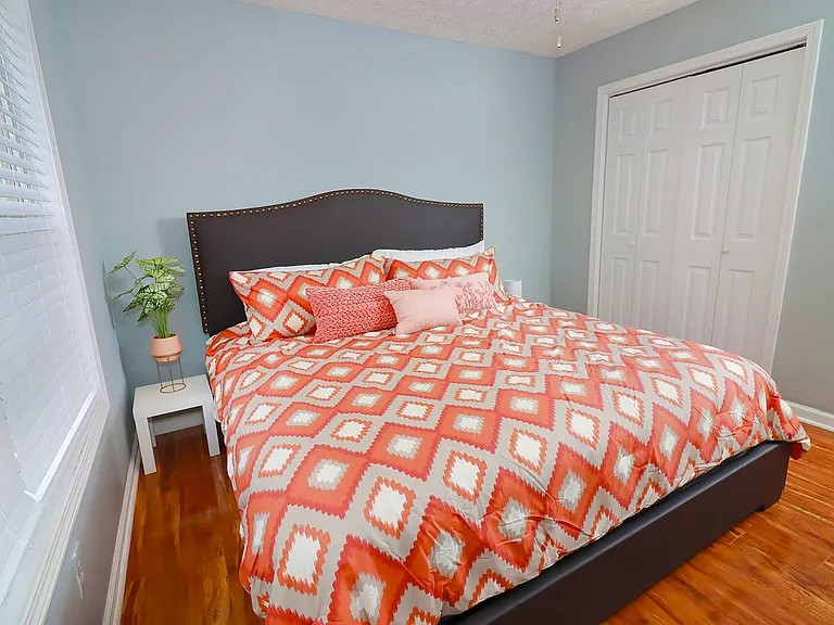 1784 Clayhill Ct SW — Photo 10