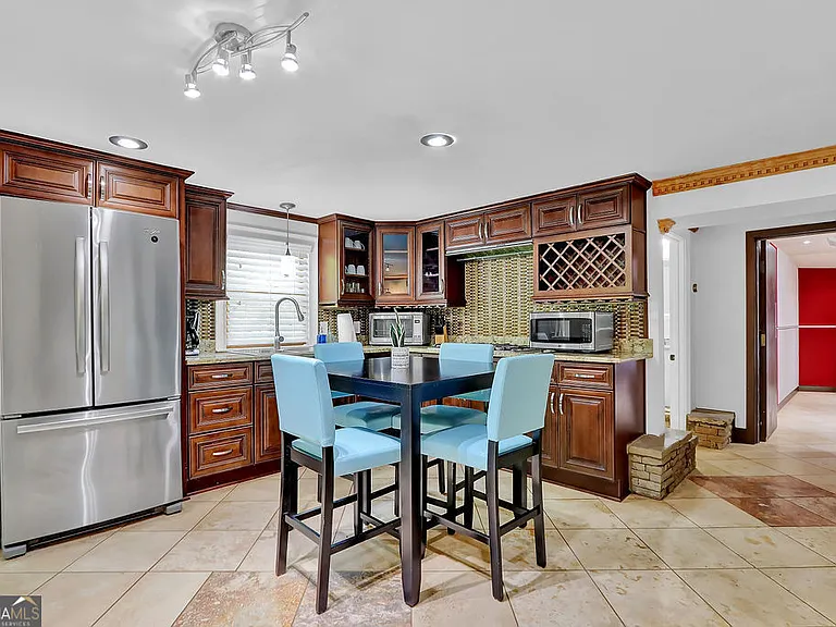 4081 Ashford Dunwoody Rd NE — Photo 52