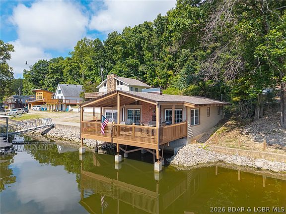 4th image of 159 & 167 Bermuda Dr