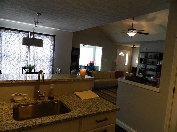 3rd image of 6505 Congaree Ct