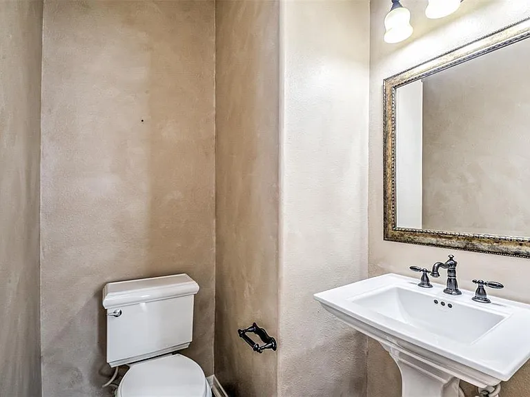 4634 Arbor Ln — Photo 19