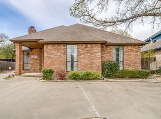 7016 Allen Place Dr, Fort Worth, TX 76116