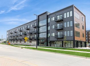 Sinclair on 16th, Cedar Rapids, IA 52401