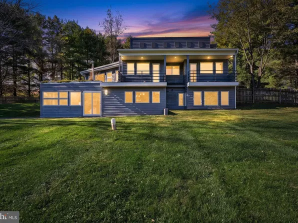 9 Barthel Ct, Lutherville Timonium, MD 21093