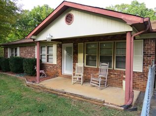 884 Elf Trl, Bassett, VA 24055