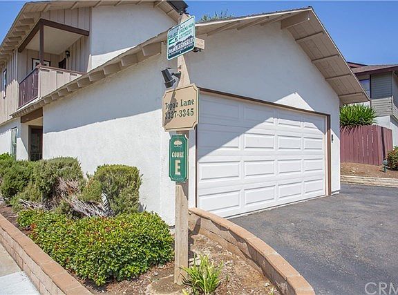 3rd image of 3325 Topaz Ln