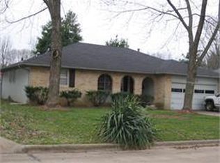 1058 E Rosebrier St, Springfield, MO 65807