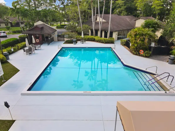 105 Rose Bay Court, Royal Palm Beach, FL 33411