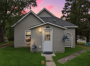 1204 S 7th St, Brainerd, MN 56401
