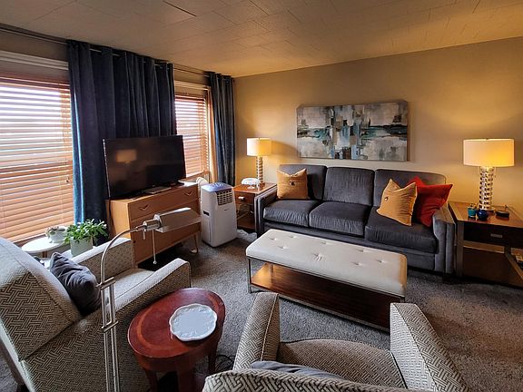 Spacious living room.