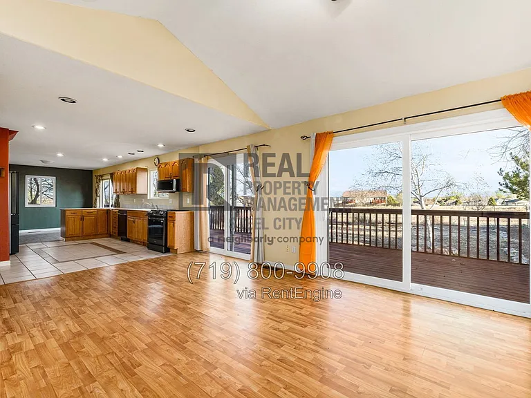 275 W Baldwyn Dr — Photo 13
