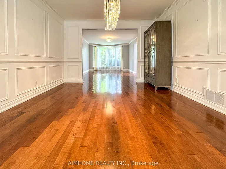 103 Clarinda Dr — Photo 8