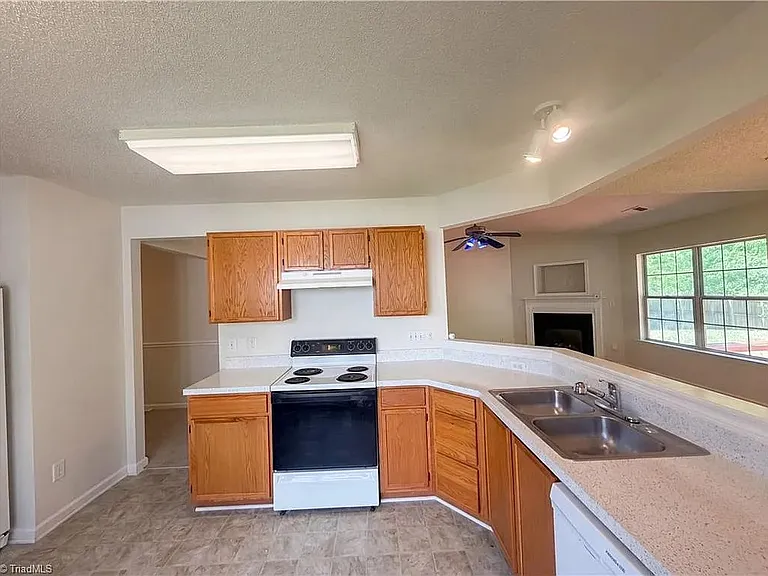 4235 Nestleway Ct #4235 — Photo 11