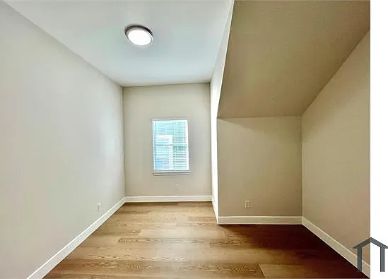 1559 Innes Ave — Photo 6