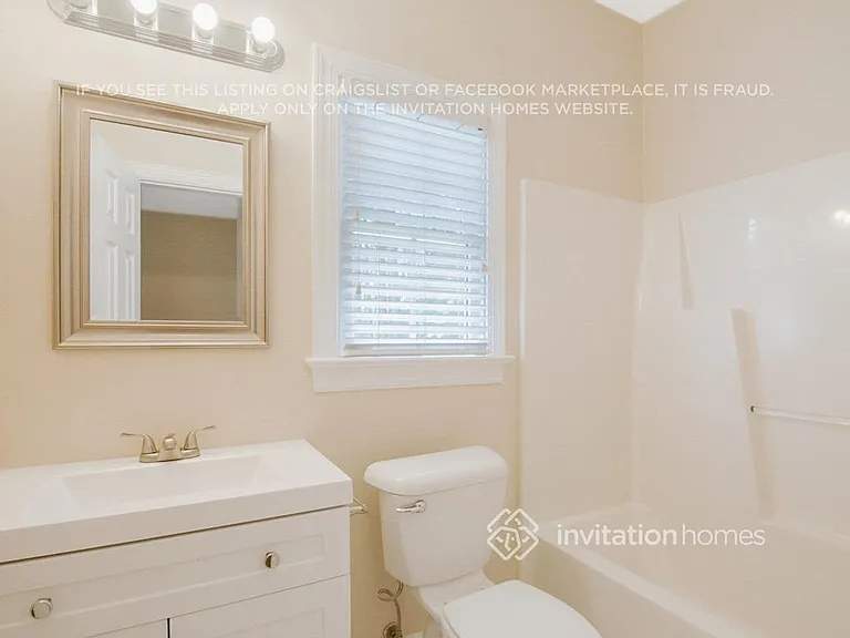 405 Broadmoor Way — Photo 22