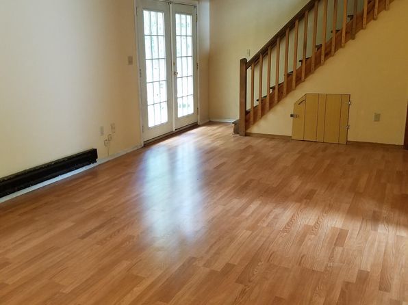 1546 Black Birch Way