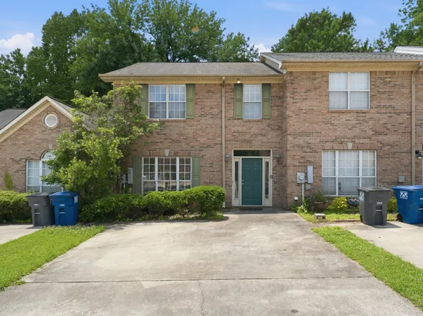 632 Parkside Cir, Helena, AL 35080