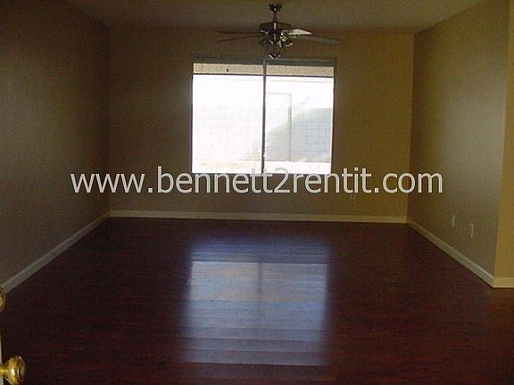 Living Room w/ Hardwood Floor