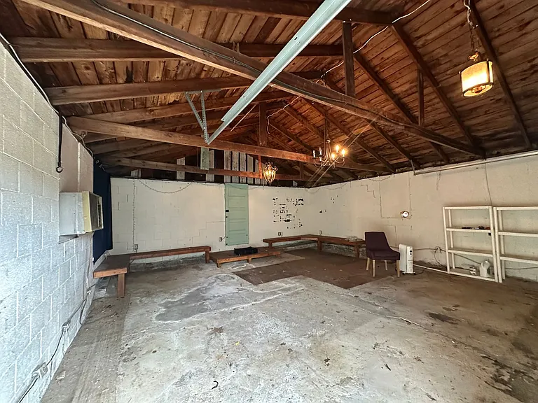 1337 Meridian St — Photo 18