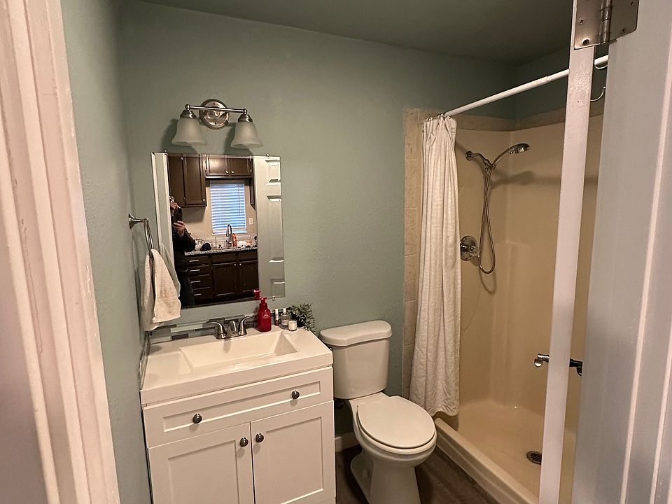 Bathroom SW
