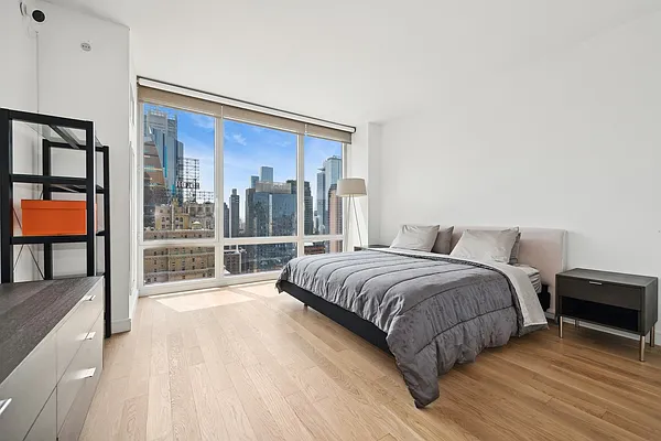 Rented by Corcoran | media 4