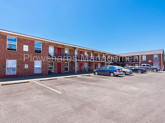 5th image of 3277 Chinquapin Ln