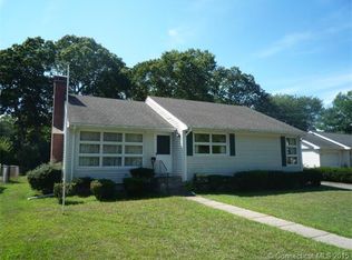 372 Glenwood Avenue Ext, Waterford, CT 06385