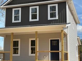 23 Ben Lippen Rd, Asheville, NC 28806
