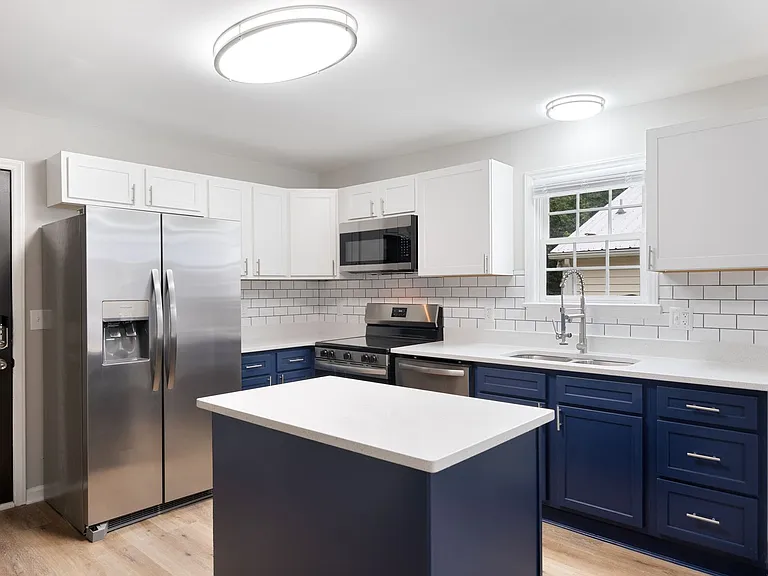 1236 Berkeley St — Photo 5