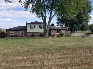 6864 Albert S White Dr, Whitestown, IN 46075