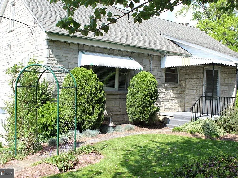 3702 Old Philadelphia Pike — Photo 3