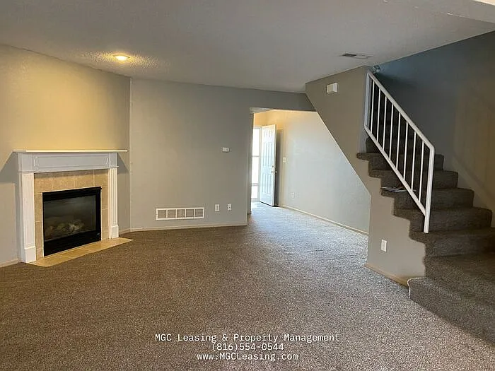 2 bed, 2.5 bath, 1350 sqft, $1,250 — Photo 4