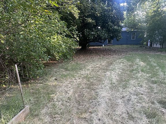 4th image of 3404 SE 20th St
