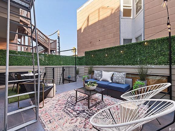 4th image of 39 San Carlos St #201