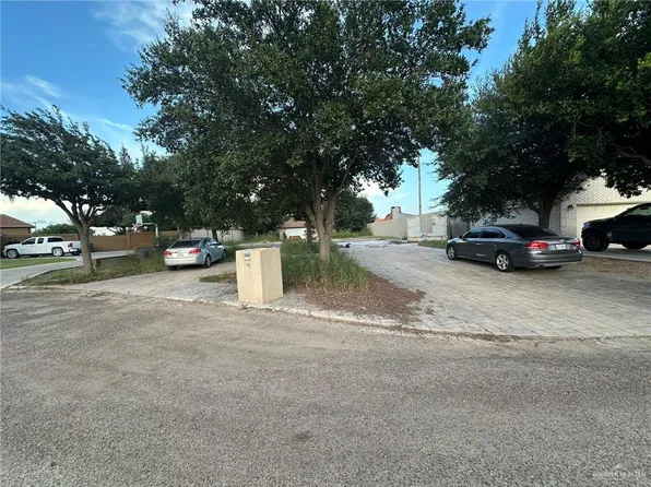 324 Travis St, Rio Grande City, TX 78582