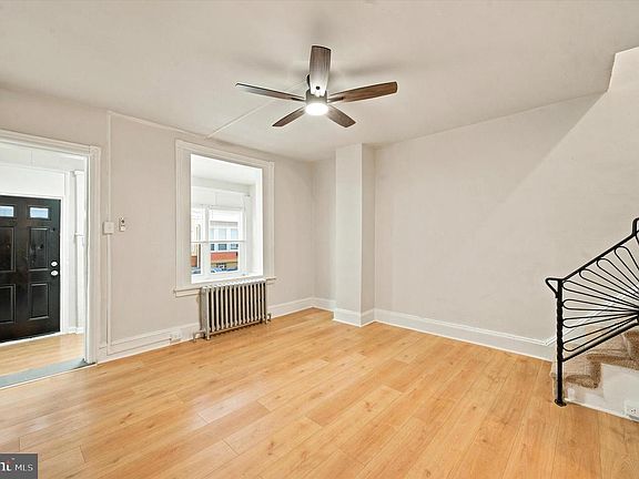 5th image of 2239 S Hobson St
