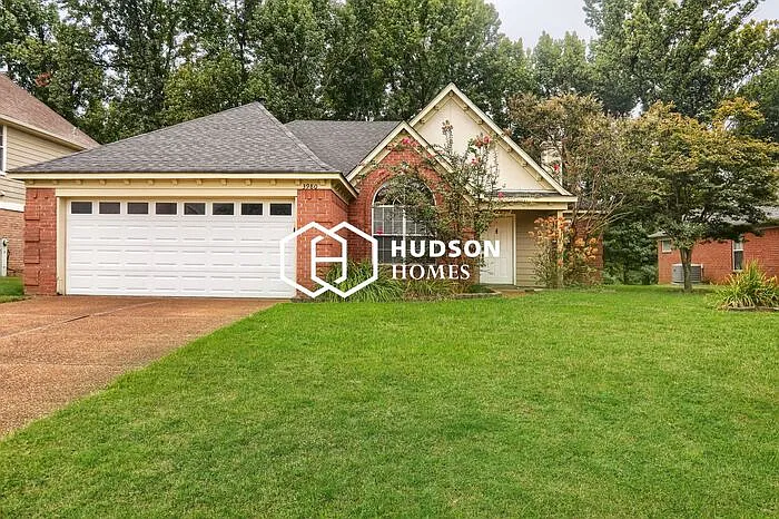 3 bed, 2.0 bath, 1699 sqft, $1,965 — Photo 3
