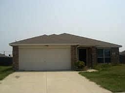 1st image of 404 Penny Ln