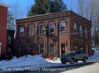 17 State St APT A, Windsor, VT 05089