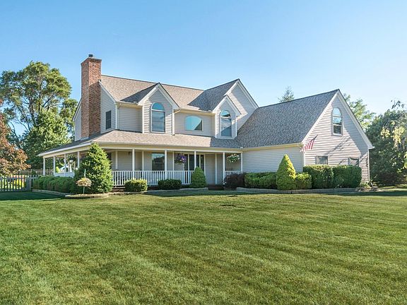 2nd image of 2123 McCormick Dr