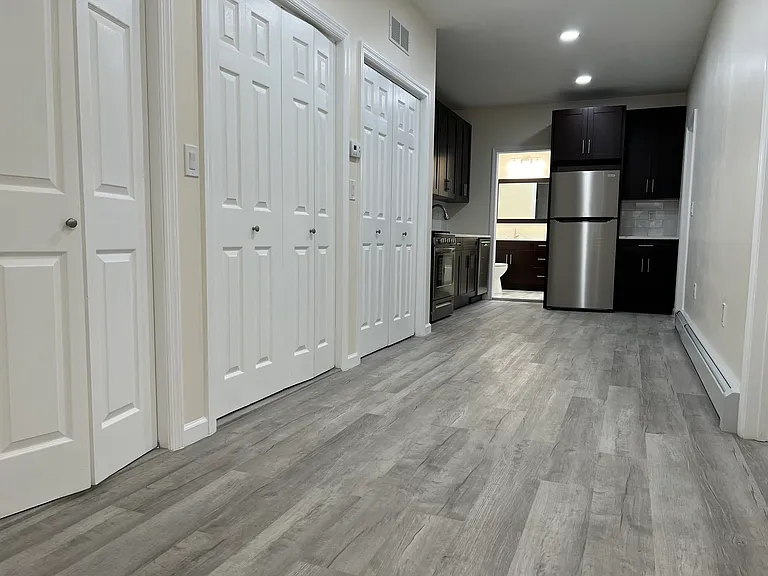 32 Giles Ave #1 — Photo 3