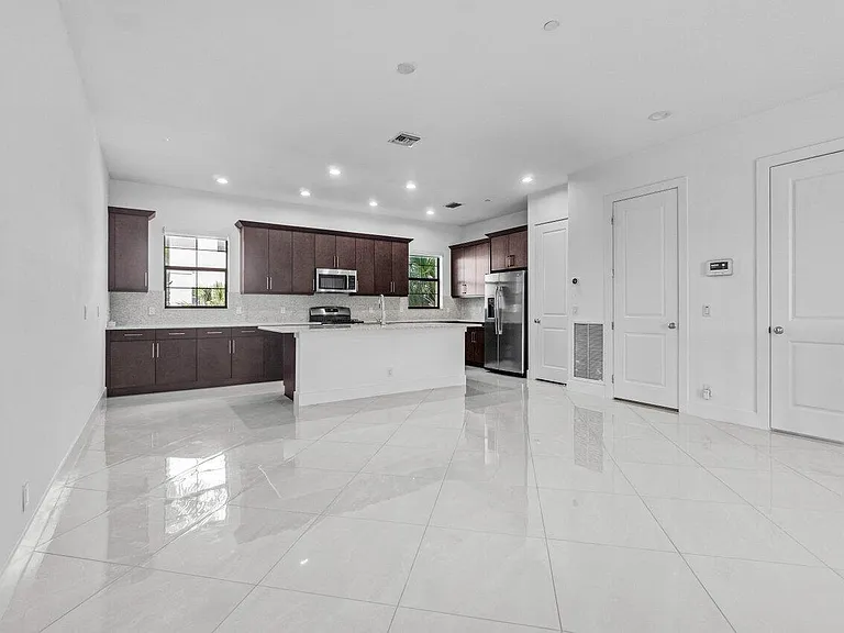 7115 Edison Pl — Photo 19