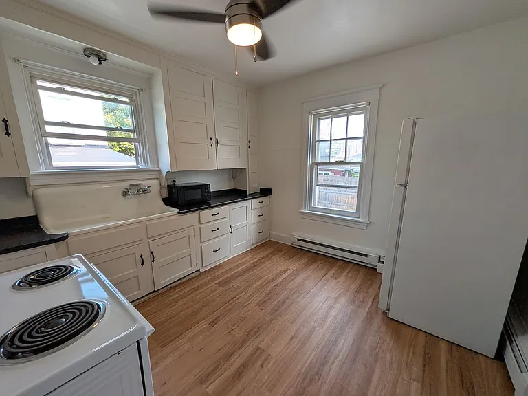311 Jefferson Ave — Photo 1