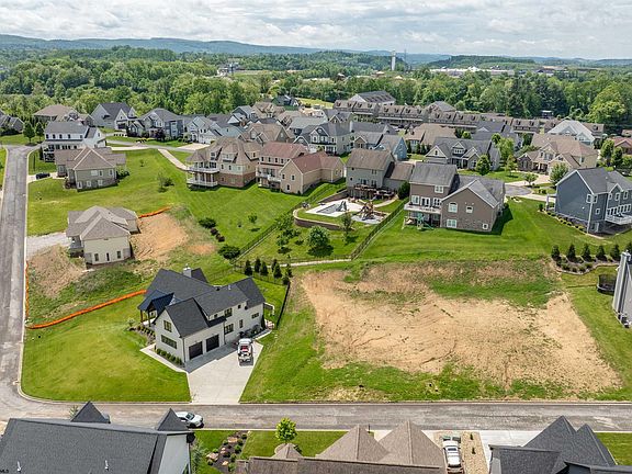 4th image of 133 Southwind Cir