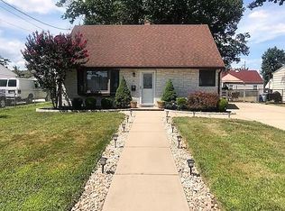 26 Prospect Ave, Edison, NJ 08817