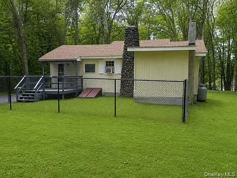 130 Whitlock Rd — Photo 8