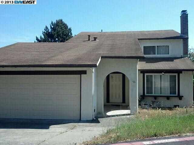 2nd image of 52 Parkridge Pl