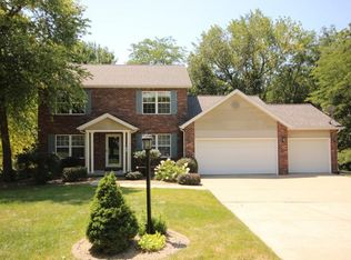 1309 N Hickory Hills Rd, Germantown Hills, IL 61548