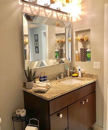 5th image of 1305 S Michigan Ave E #913